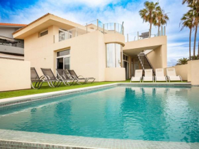 Villa Olbia Charming Dreamview with Jacuzzi